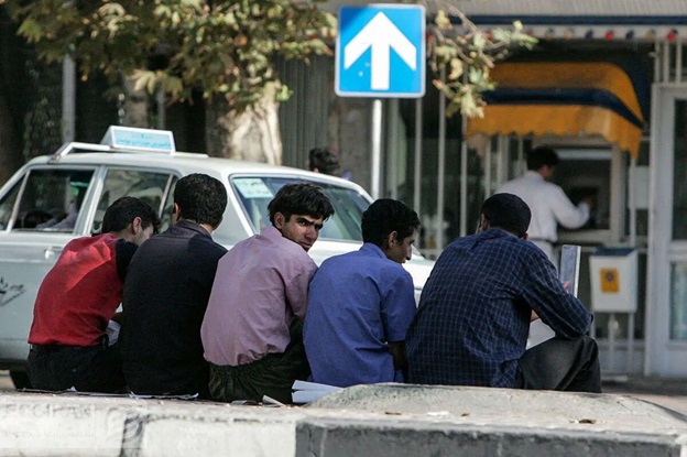 از بیکاری تا مهاجرت