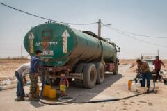 بسیاری از روستاهای شمالی استان با تانکر آبرسانی می‌شوند